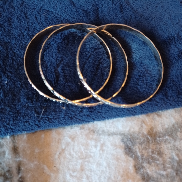 Bands - Picture 2 of 2